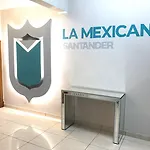 La Mexicana בית הארחה