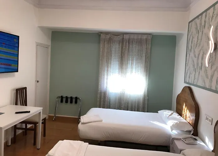 拉墨西哥纳旅馆 招待所 3*