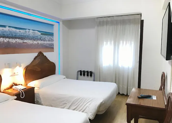 拉墨西哥纳旅馆 3*