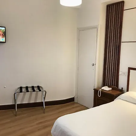 ゲストハウス La Mexicana